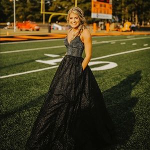 Sherri Hill Black Prom/Homecoming Dress Size 0 Worn Once!